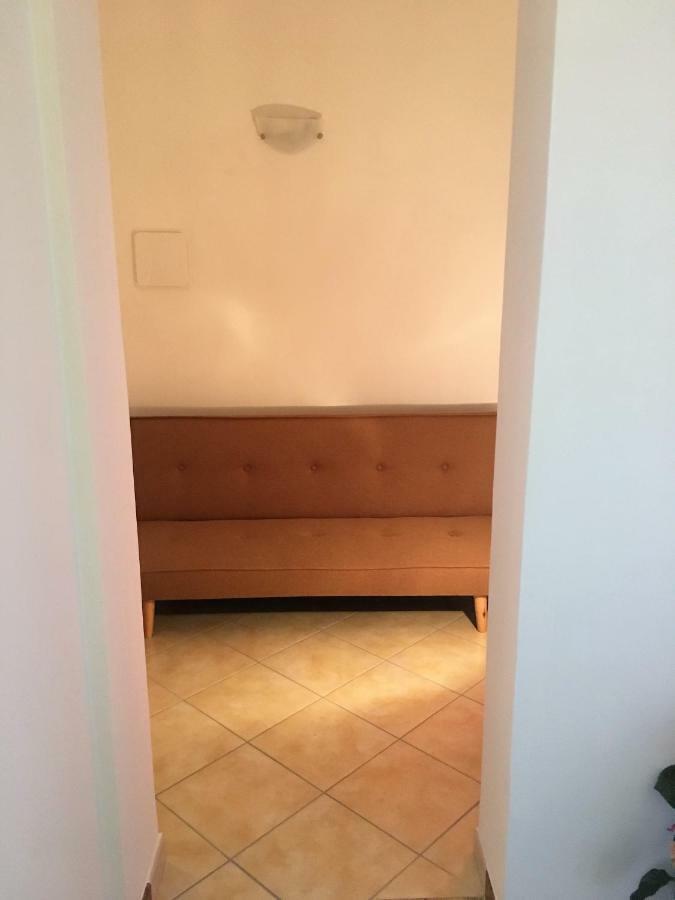 Il Giardino Dei Limoni Apartment กุสโตนาชี ภายนอก รูปภาพ